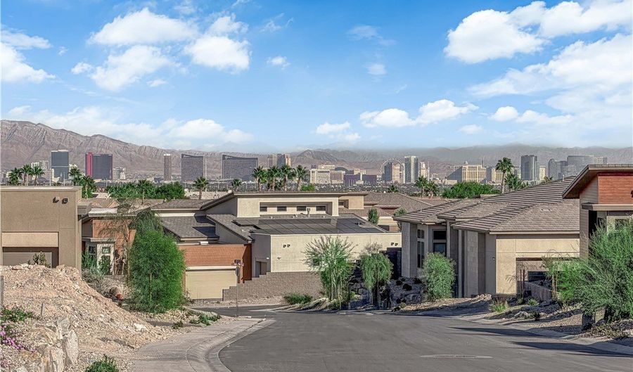 10972 Horizon Ledge Ave, Las Vegas, NV 89135 - 4 Beds, 5 Bath