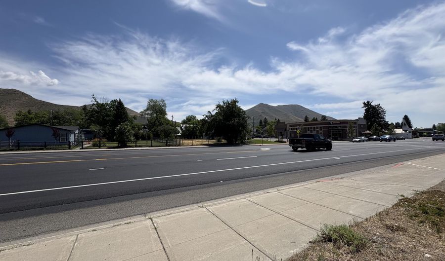 305 N MAIN St, Bellevue, ID 83313 - 0 Beds, 0 Bath