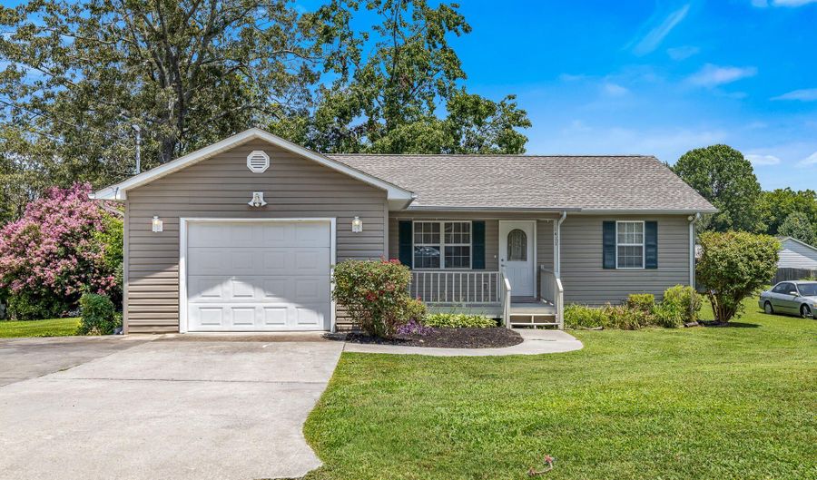 1411 Richardson St, Athens, TN 37303 - 3 Beds, 2 Bath