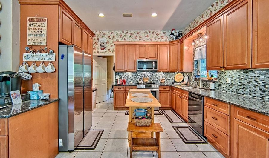 15522 SW 75TH St, Archer, FL 32618 - 4 Beds, 3 Bath