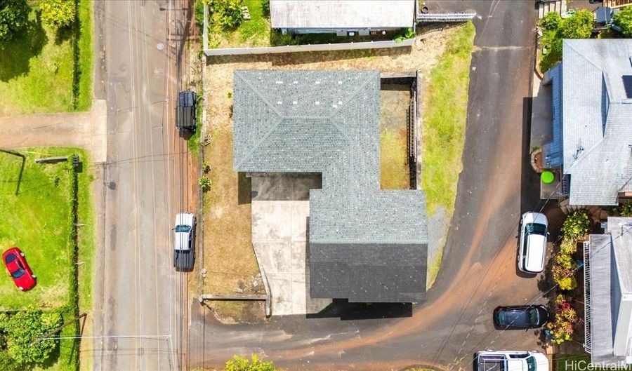 45-567 Keaahala Rd A, Kaneohe, HI 96744 - 3 Beds, 2 Bath