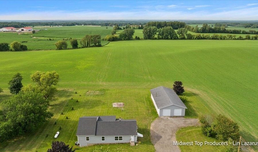 2931 130th Ave, Allegan, MI 49010 - 3 Beds, 2 Bath