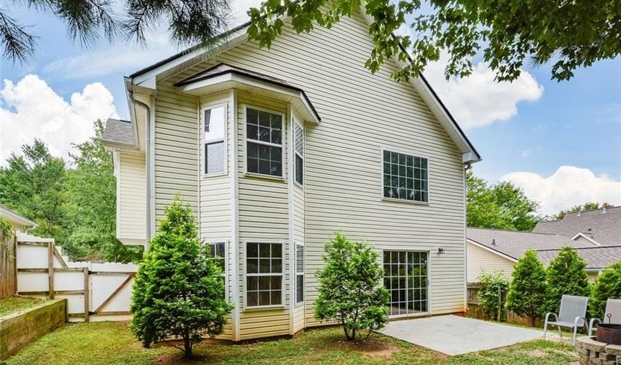 5112 Centennial Creek Vw NW, Acworth, GA 30102 - 3 Beds, 3 Bath