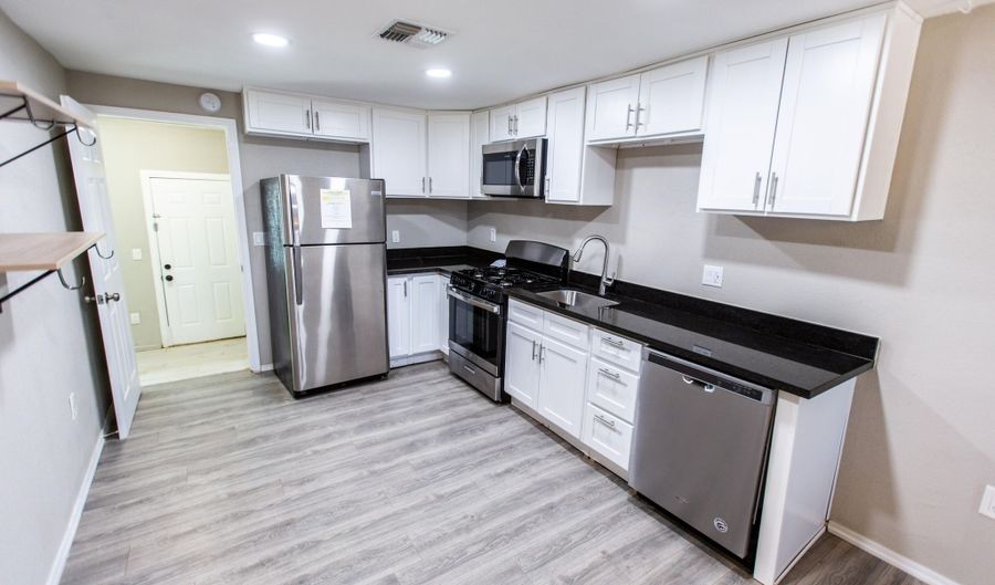 1145 E 5TH St, Casa Grande, AZ 85122 - 2 Beds, 1 Bath