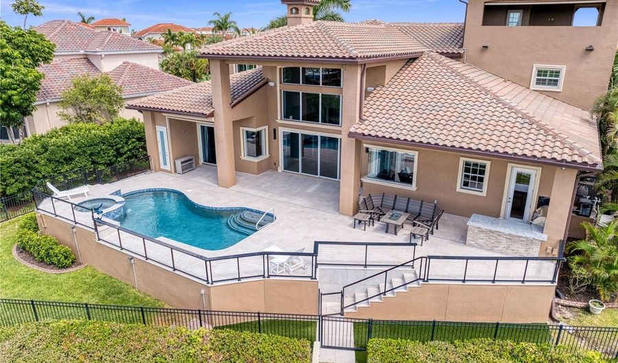 6459 RUBIA Cir, Apollo Beach, FL 33572 - 4 Beds, 6 Bath