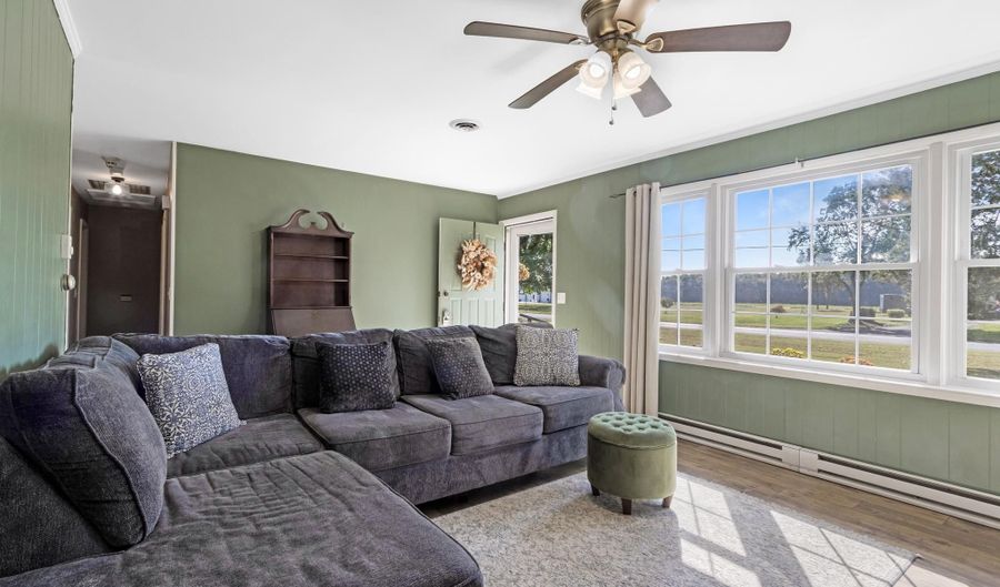 475 THISTLEWOOD Rd, Houston, DE 19954 - 3 Beds, 2 Bath