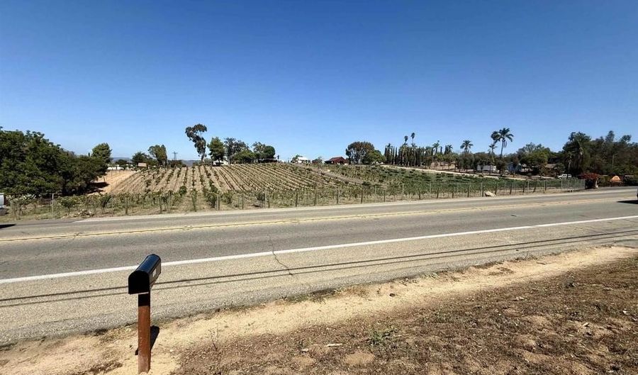 1851 E Mission Rd, Fallbrook, CA 92028 - 0 Beds, 0 Bath