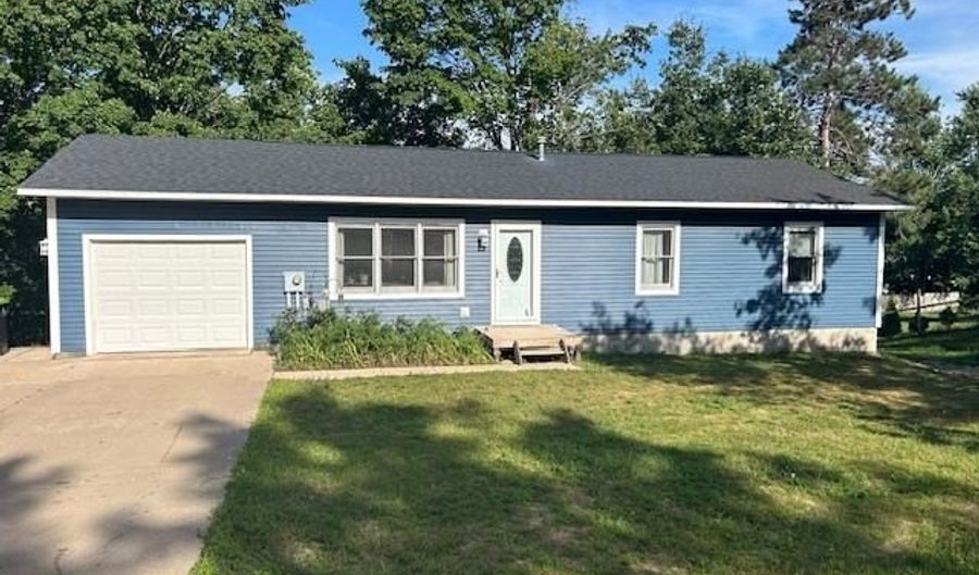 7181 Maple, Alanson, MI 49706 - 3 Beds, 2 Bath