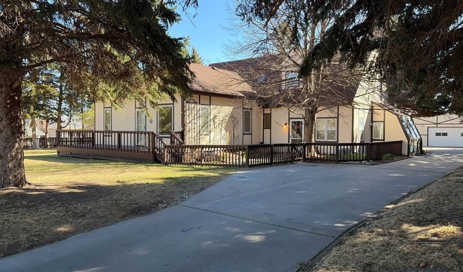1839 Emerson, Alliance, NE 69301 - 4 Beds, 3 Bath