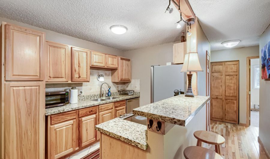 1061 W Beaver Creek Blvd I-302, Avon, CO 81620 - 2 Beds, 2 Bath