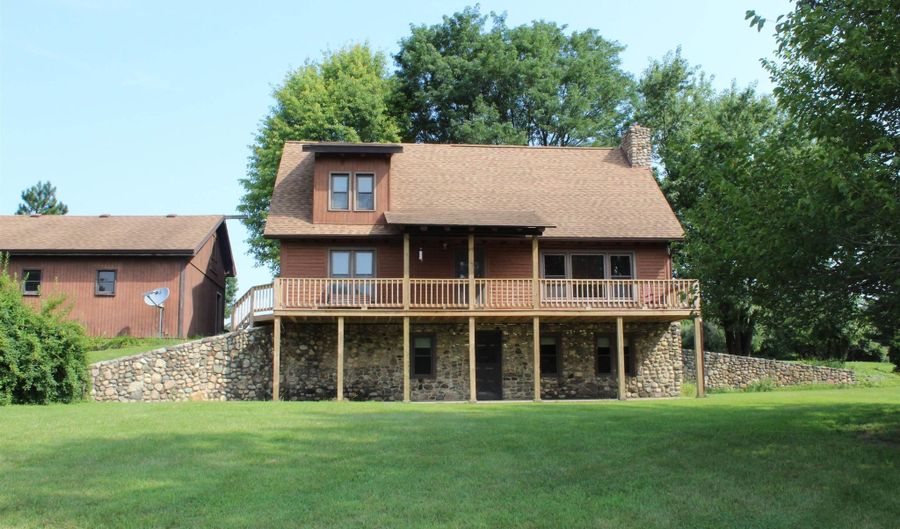 475 E 280 N, Angola, IN 46703 - 3 Beds, 2 Bath