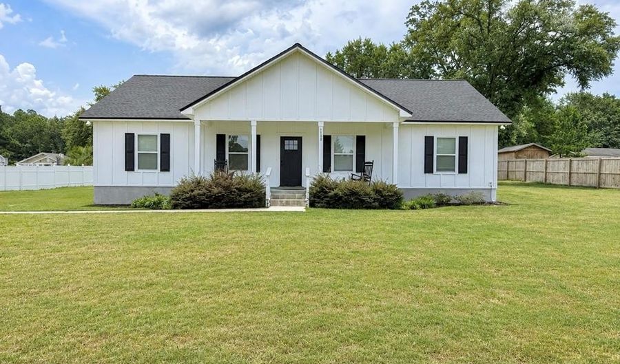1308 Ogerita, Bainbridge, GA 39817 - 3 Beds, 2 Bath