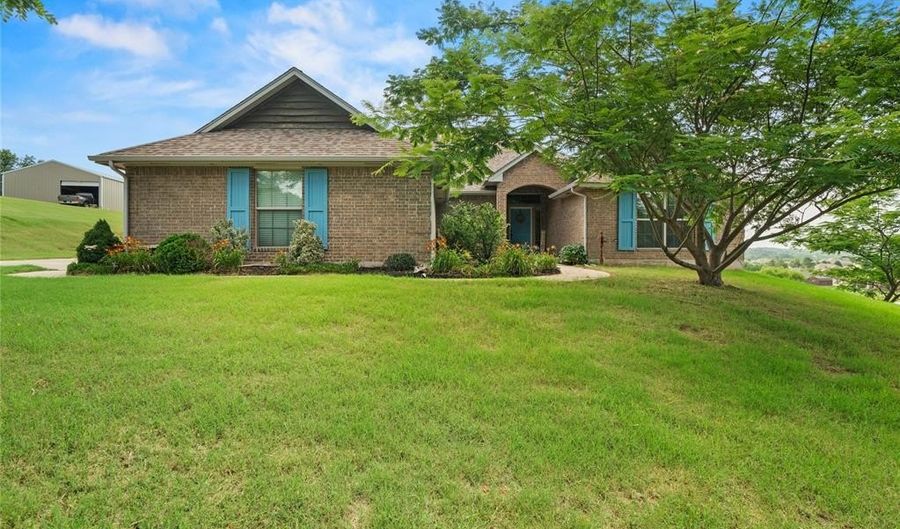 7324 Ridge Manor Ln, Oklahoma City, OK 73150 - 4 Beds, 2 Bath