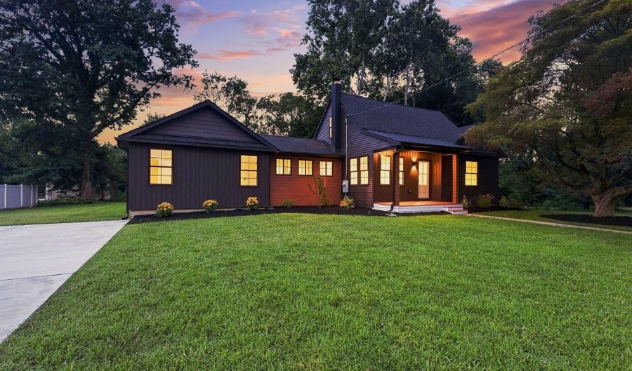 205 E MERCHANT St, Audubon, NJ 08106 - 4 Beds, 3 Bath