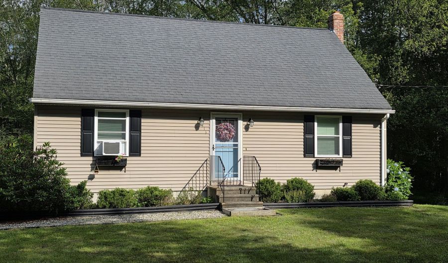 111 Bingham Rd, Canterbury, CT 06331 - 3 Beds, 1 Bath
