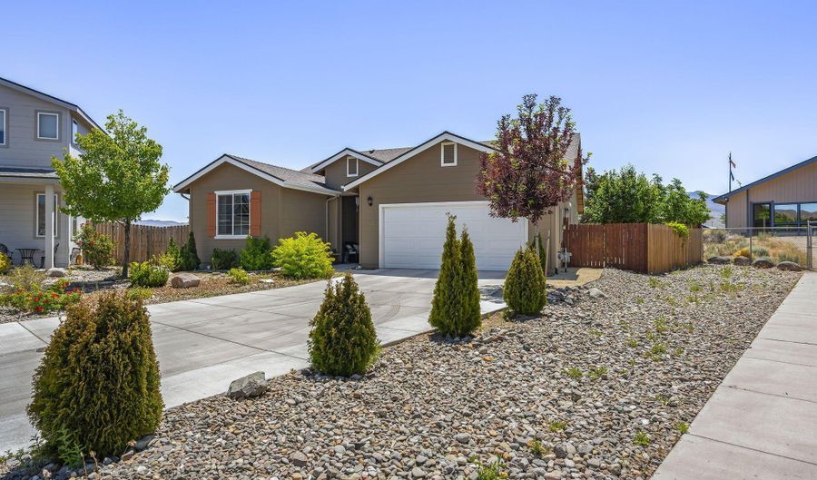 332 Granite Ct, Dayton, NV 89403 - 3 Beds, 2 Bath