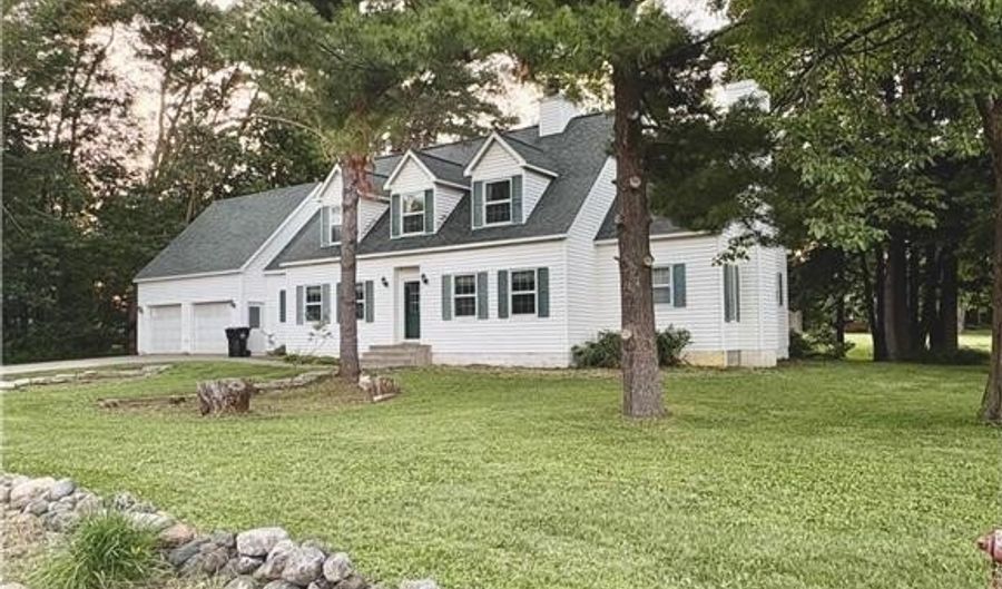 227 Donatelle St, Amery, WI 54001 - 4 Beds, 4 Bath