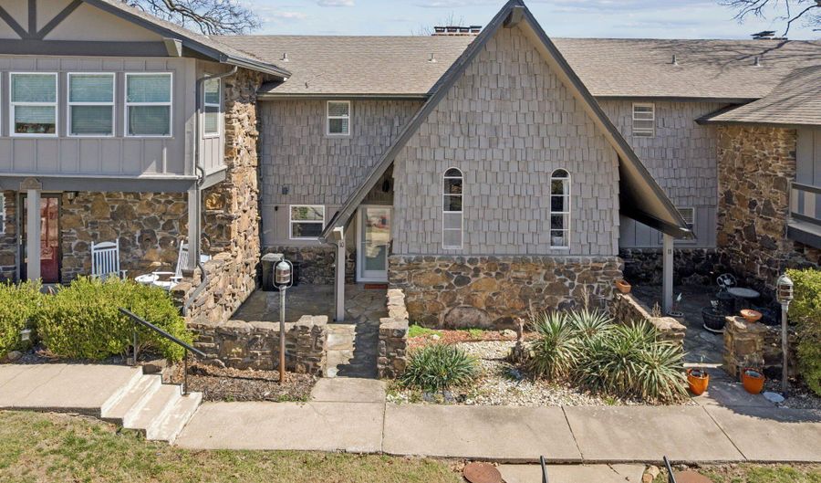 10 Fort Scott Ln 10, Afton, OK 74331 - 1 Beds, 2 Bath