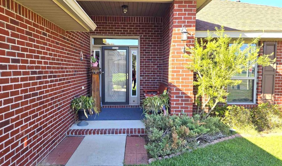 6774 Gettysburg Blvd, Bagdad, FL 32530 - 4 Beds, 2 Bath