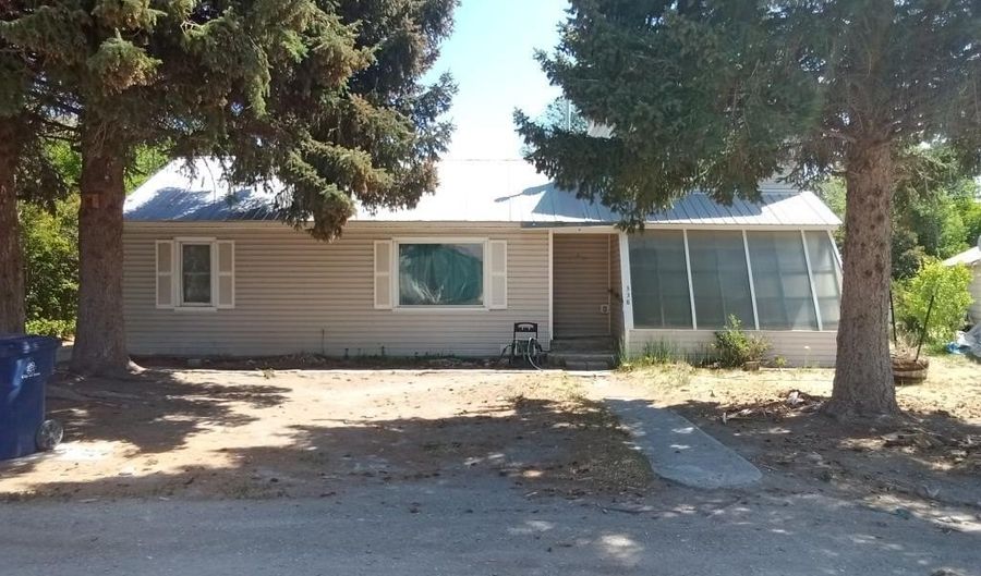 338 Augusta Dr, Arco, ID 83213 - 5 Beds, 3 Bath