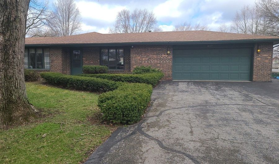 2677 E Heritage Dr, Kankakee, IL 60901 - 3 Beds, 2 Bath