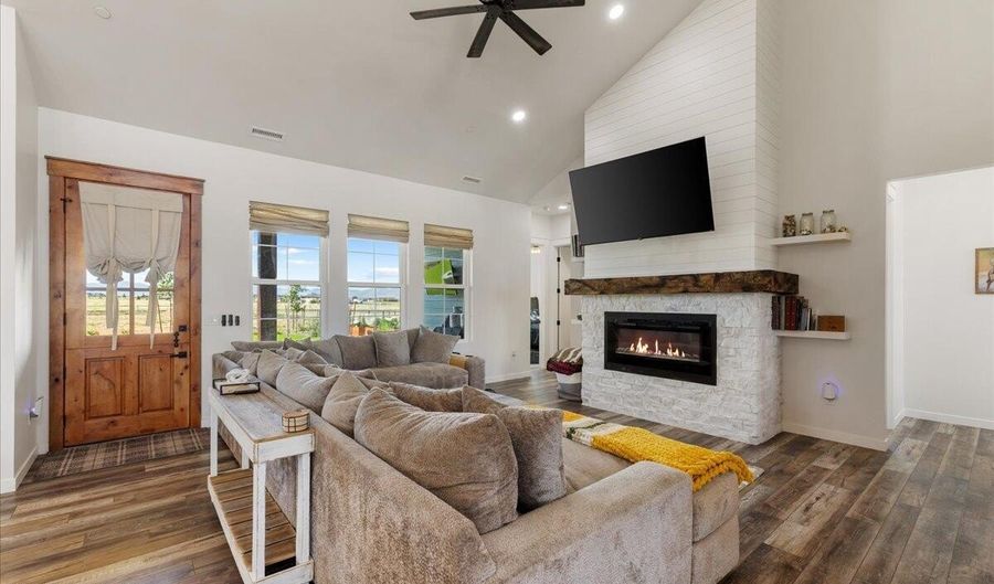 10163 E Songbird Way, Prescott Valley, AZ 86315 - 4 Beds, 4 Bath