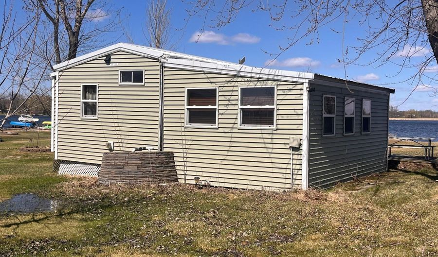 3894 Norris Ave NW, Annandale, MN 55302 - 2 Beds, 1 Bath