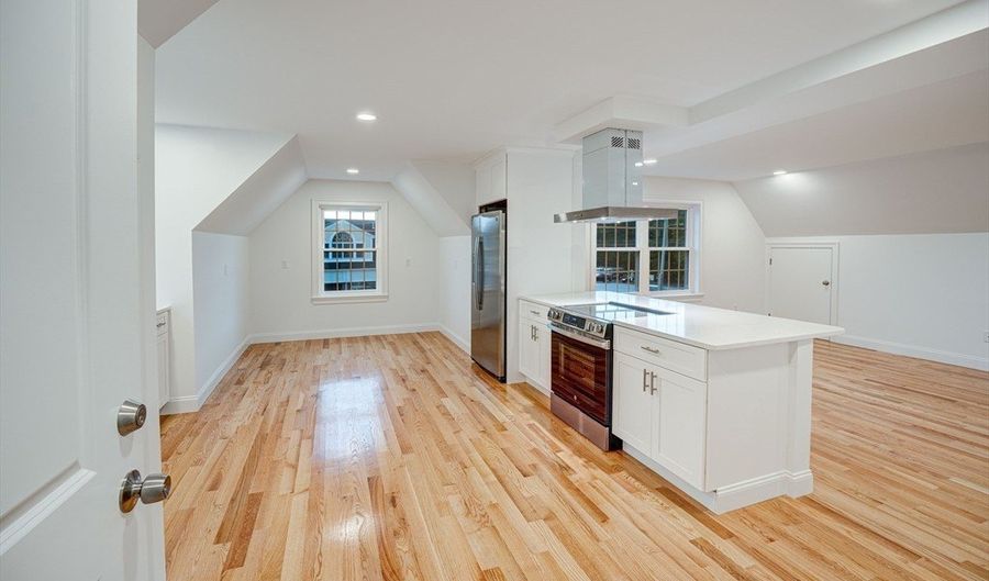117 Great Rd 117, Acton, MA 01720 - 1 Beds, 2 Bath