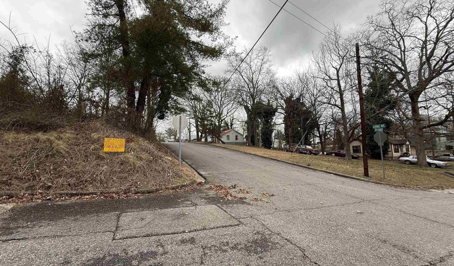 2900 GURNEE Ave 9-10, Anniston, AL 36201 - 0 Beds, 0 Bath