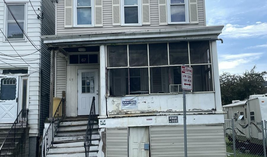 67 Walter St, Albany, NY 12204 - 5 Beds, 2 Bath