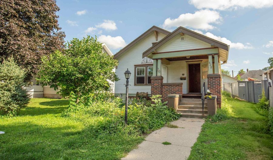 608 E Elm St, Algona, IA 50511 - 2 Beds, 1 Bath