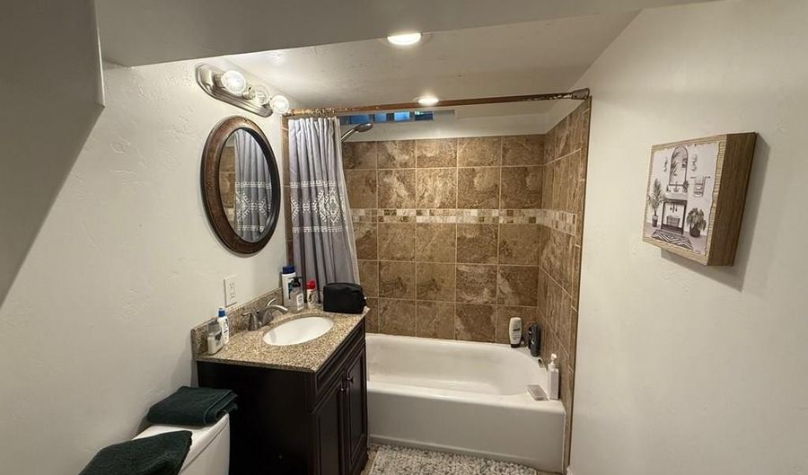 1485 Dennis Ave, Blackfoot, ID 83221 - 4 Beds, 2 Bath