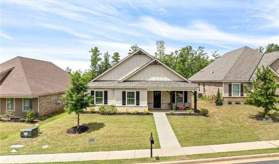 1953 ARMISTEAD Ln, Auburn, AL 36830 - 4 Beds, 2 Bath