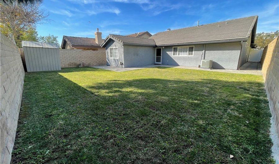 7566 E Woodsboro Ave, Anaheim, CA 92807 - 4 Beds, 2 Bath