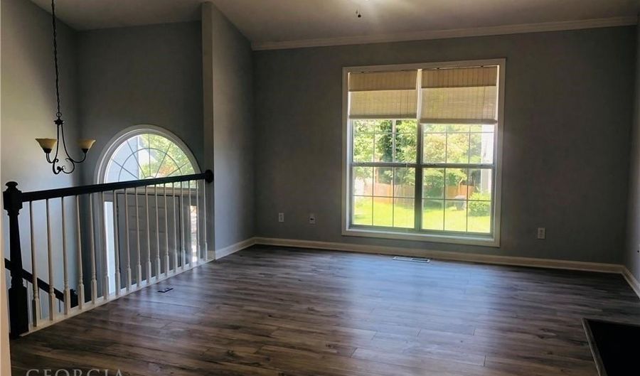 1012 Marina Trace Dr, Acworth, GA 30101 - 3 Beds, 3 Bath