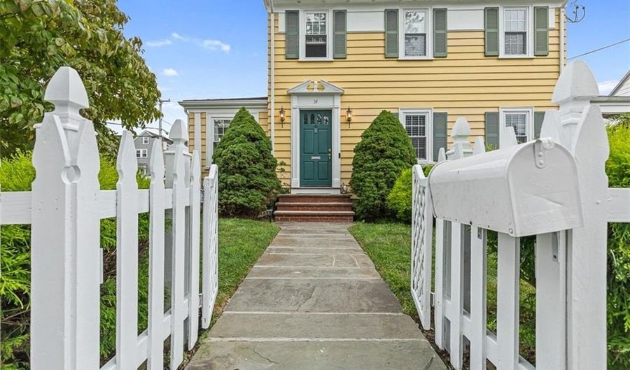 34 Burnett St, Johnston, RI 02919 - 3 Beds, 3 Bath