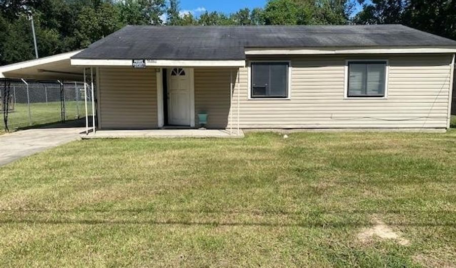 2815 74th Ave, Baton Rouge, LA 70807 - 3 Beds, 1 Bath