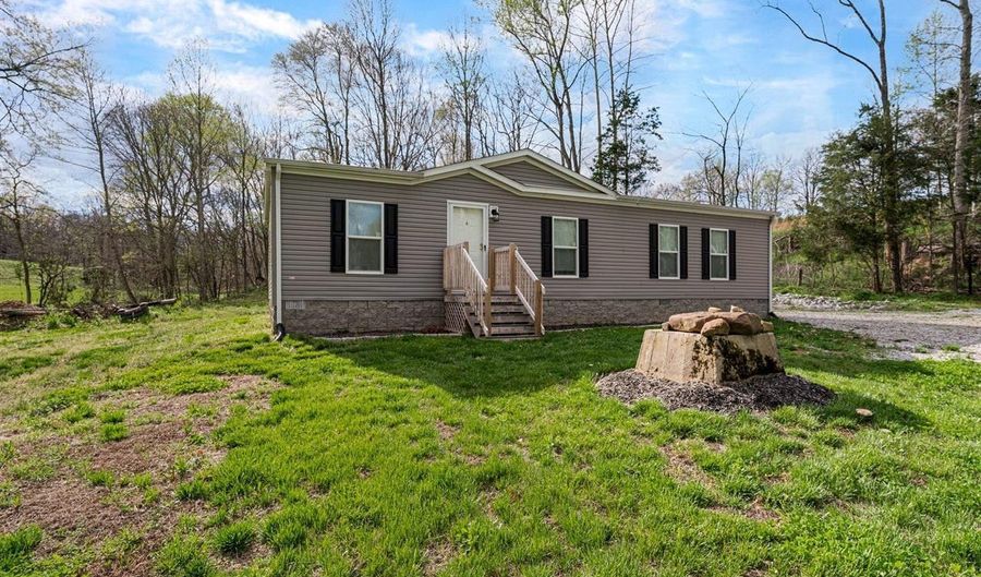 1261 Sunny Point Rd, Brownsville, KY 42210 - 3 Beds, 2 Bath