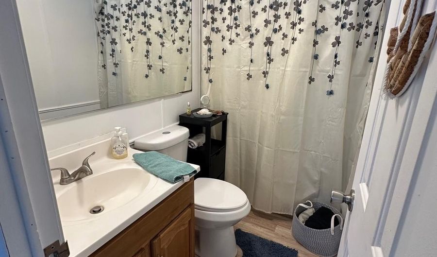 211 FOREST Grn, Aberdeen, MD 21001 - 3 Beds, 2 Bath