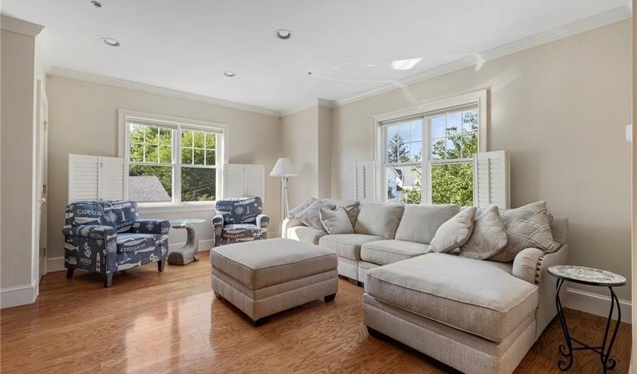 50 Clemence St 50, Cranston, RI 02920 - 2 Beds, 2 Bath