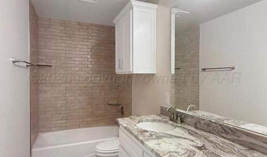 8106 MIAMI, Amarillo, TX 79118 - 5 Beds, 3 Bath