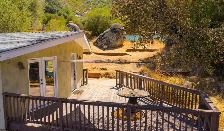 4722 PARK Ln, Alpine, CA 91901 - 2 Beds, 1 Bath