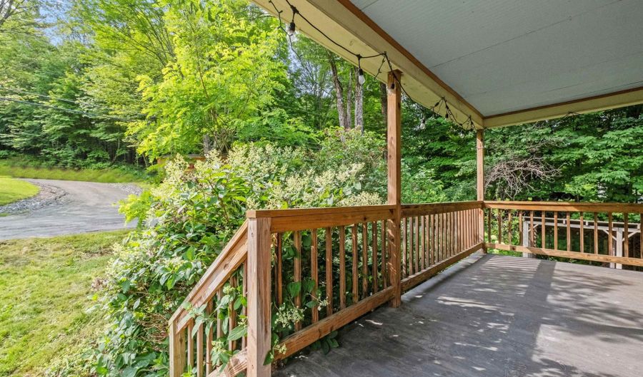 206 Lewis Hill Rd, Bethlehem, NH 03574 - 2 Beds, 2 Bath
