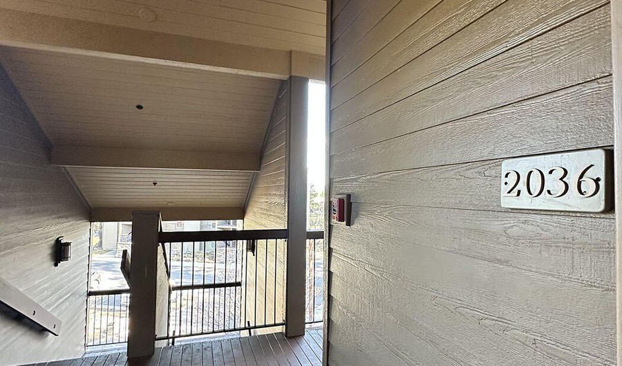 18575 SW Century Dr 2035, 2036, Bldg. 20, Bend, OR 97702 - 2 Beds, 3 Bath