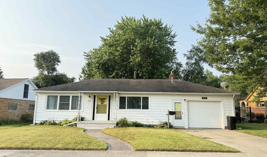 1510 S First Ave, Alpena, MI 49707 - 2 Beds, 1 Bath