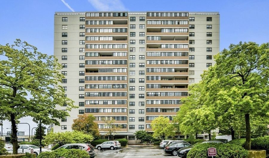 6 Whittier Pl 8P, Boston, MA 02114 - 0 Beds, 1 Bath
