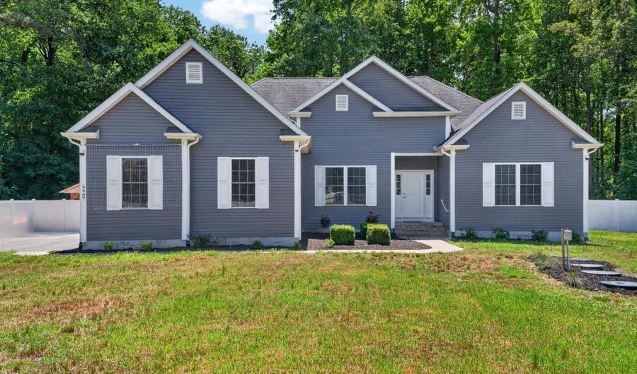 5487 FOXSHIRE Dr, Bridgeville, DE 19933 - 4 Beds, 2 Bath