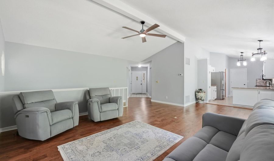 50 Ruthwell Dr, Bella Vista, AR 72715 - 3 Beds, 3 Bath