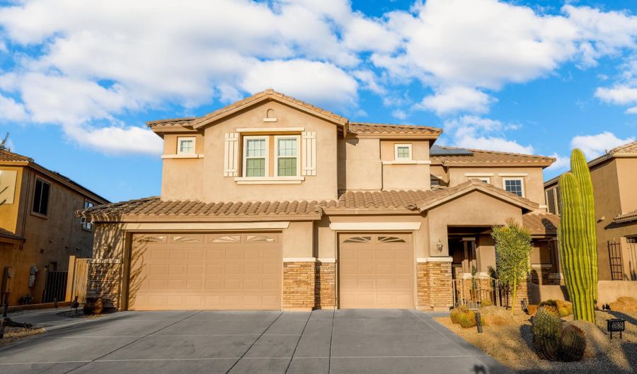 32825 N 43RD St, Cave Creek, AZ 85331 - 6 Beds, 5 Bath