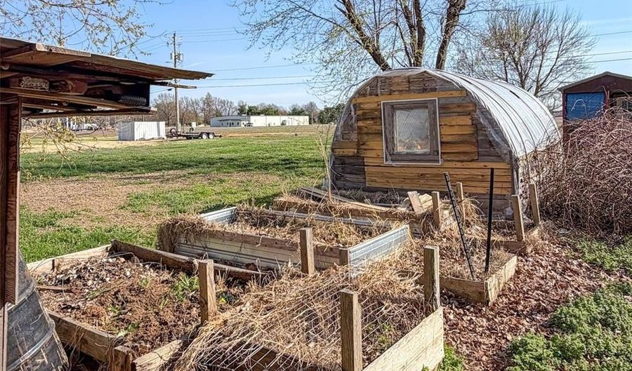 1028 W Old Highway C, Advance, MO 63730 - 3 Beds, 1 Bath